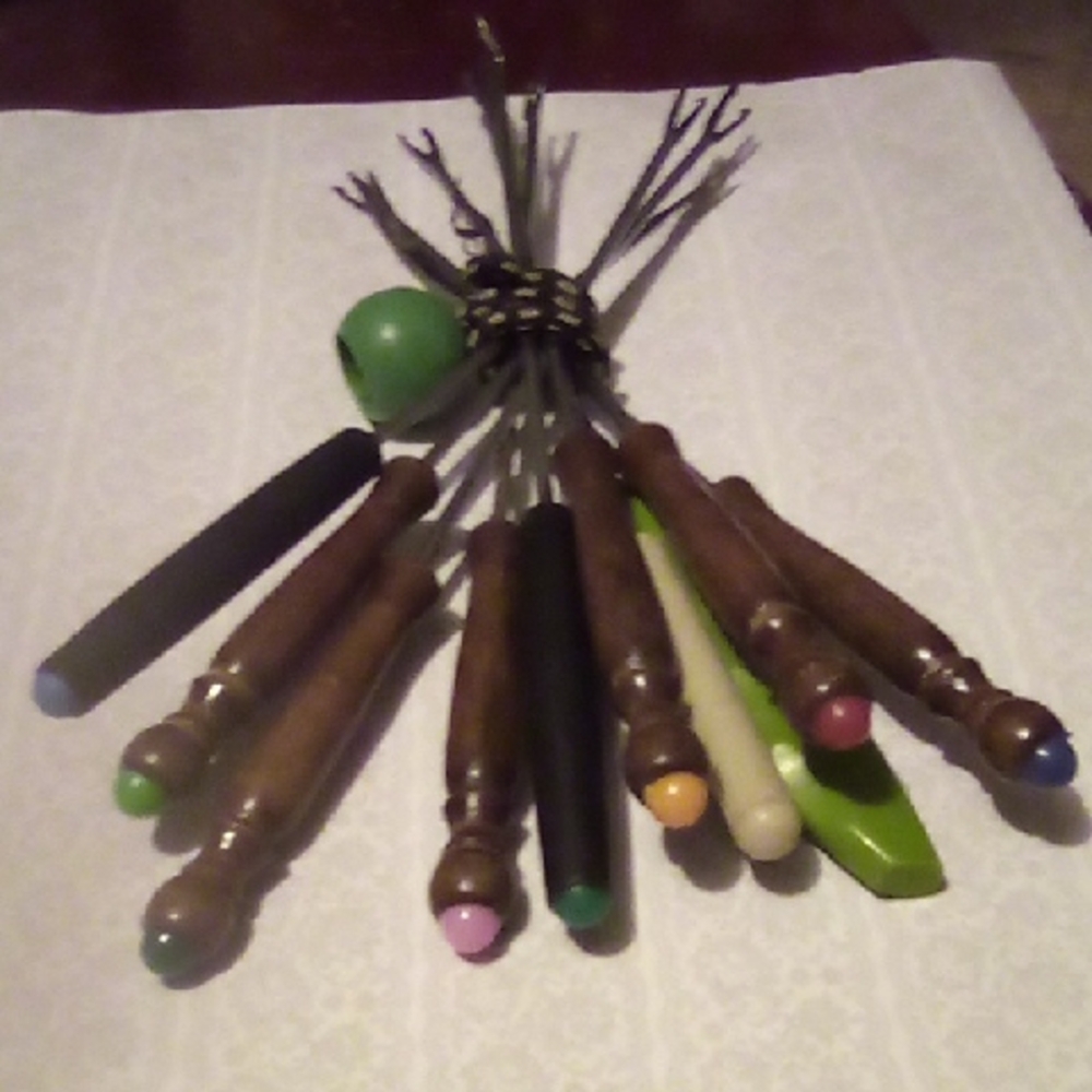 10 Fondue Forks With Bonus Surprise Gifts.